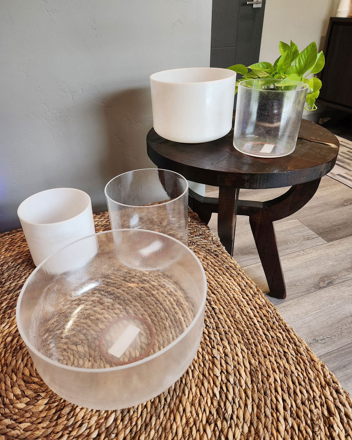 Clear & Opaque Quartz