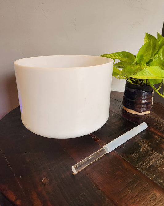 Opaque Quartz Bowl - 9"